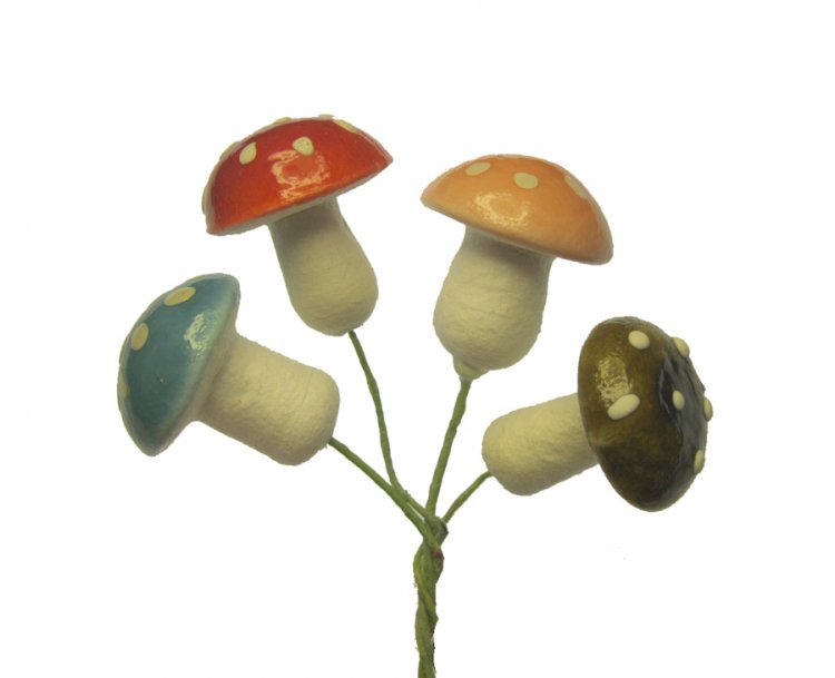 Spun Cotton Vintage Mushrooms (3) - Click Image to Close