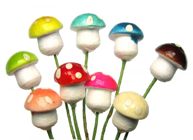Spun Cotton Mini Mushrooms (3) - Click Image to Close