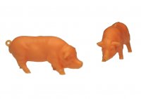 TINY Farm Pig Miniatures (2)