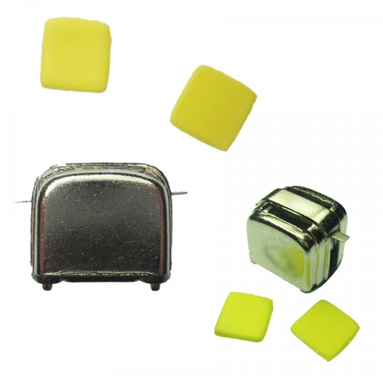 Toaster with Toast Miniature Set - Click Image to Close