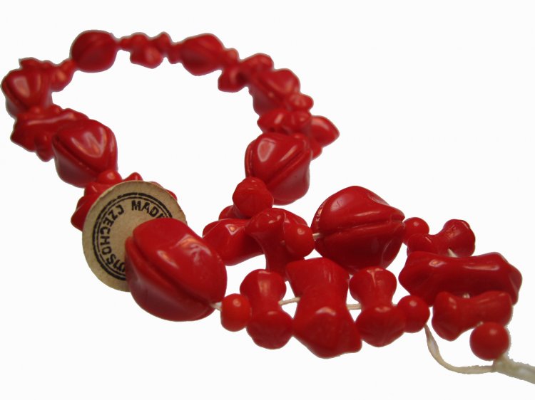 Strand of RED Vintage Czech Glass Pods+ - Click Image to Close