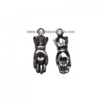 Heart in Hand Silvertone Charms (6)