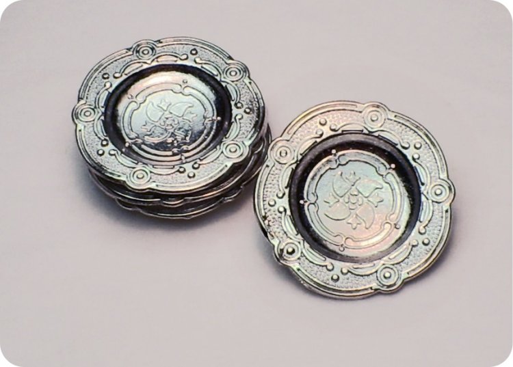 Pewter Miniature Plates (4) - Click Image to Close