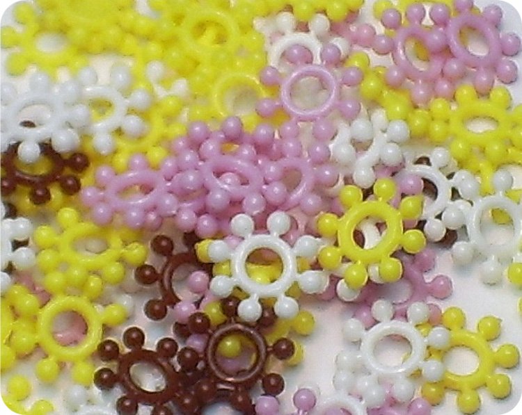 Whirlygig Plastic Gears (25) - Click Image to Close
