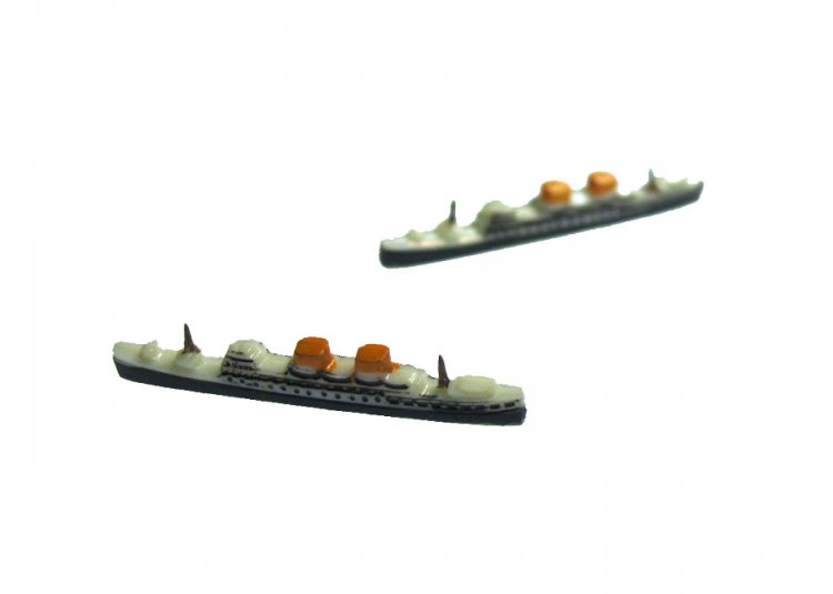 TEENY TINY Vintage Ocean Liner (1) - Click Image to Close