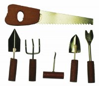Metal and Wood Gardening Hand Tool Set