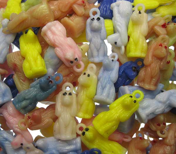 Sitting Dog Figural Vintage Plastic Charms (3) - Click Image to Close