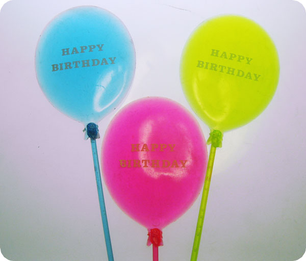 "HAPPY BIRTHDAY" Balloon Vintage Pick (1) - Click Image to Close