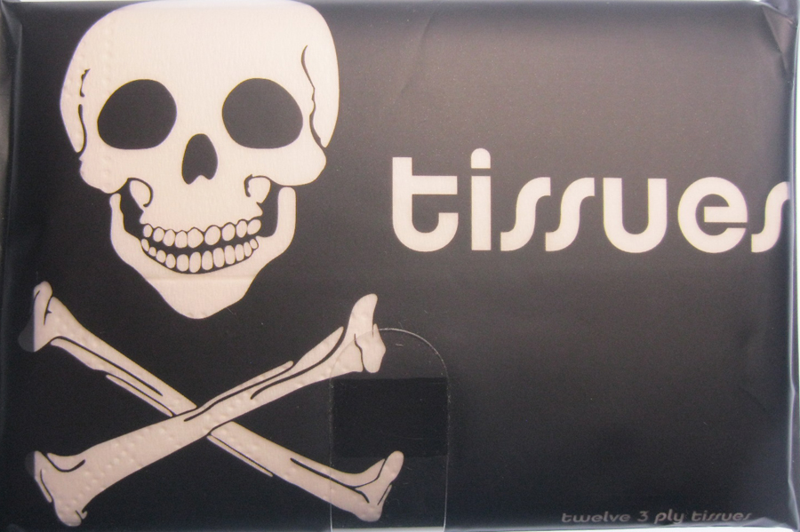 4pc Tissue Packets : Skull and Crossbones - Click Image to Close