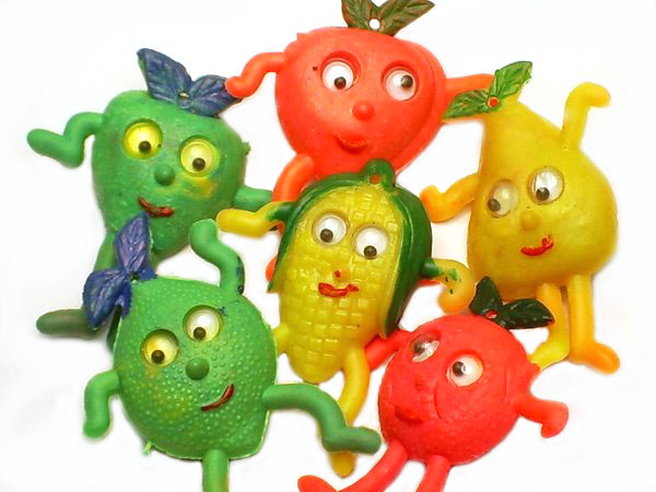 Anthropomorphic Fruit & Veggie Vintage Charms (6) - Click Image to Close